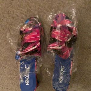 Ladies dress slippers